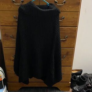 Torrid Size 5/6 Black Knit Poncho